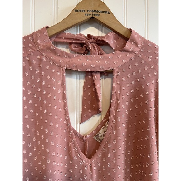 Band Of Gypsies Blouse M Pink Blush Tunic Sheer Angel 3/4 Sleeve Tied Flowy NWT - Picture 3 of 8